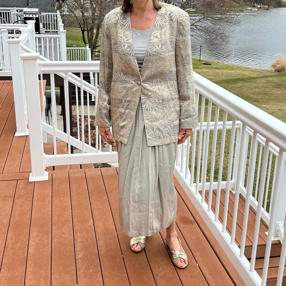 - Vintage Signet Sportswear Skirt Suit Set SZ M! EUC!